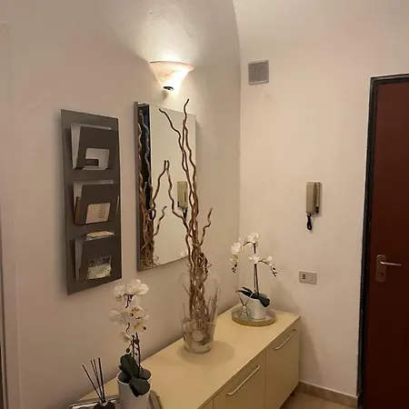 Cristina Garden Apartment *