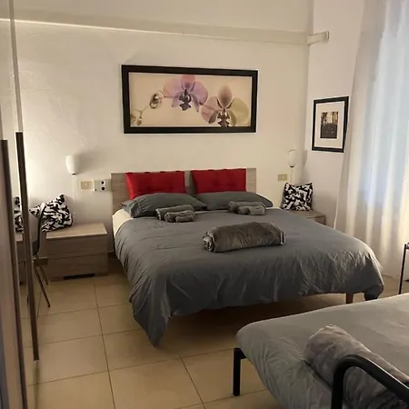 Cristina Garden Apartment